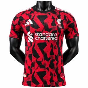 camiseta roja y negra del liverpool