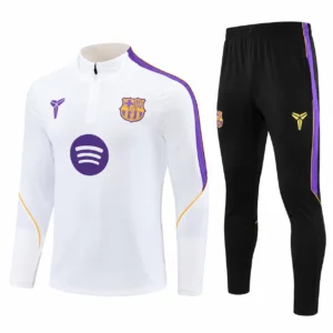 Catálogo LaGrada conjunto deportivo blanco y negro con detalles morados